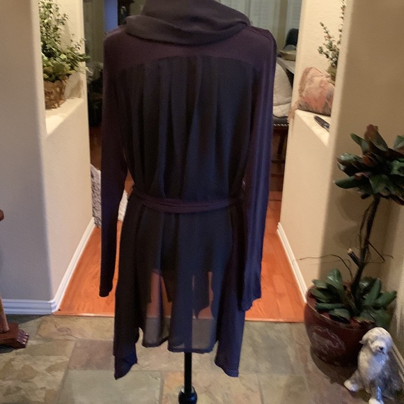 Beautiful grey jacket by Monoreno. Sz M. Jersey & crepe material. Unusual zipper - Picture 3 of 3